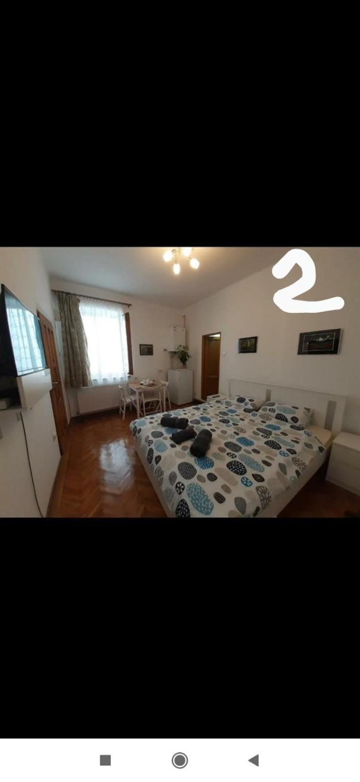 Central Studio In Historic Center Brasov Bagian luar foto